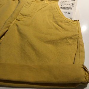 Yellow Zara boys shorts sz 6